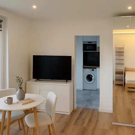 Premium Agashi - Bardzo Blisko Atlas Arena, Orientarium I Zoo, Aquapark Fala, Lotnisko Airport Łódź